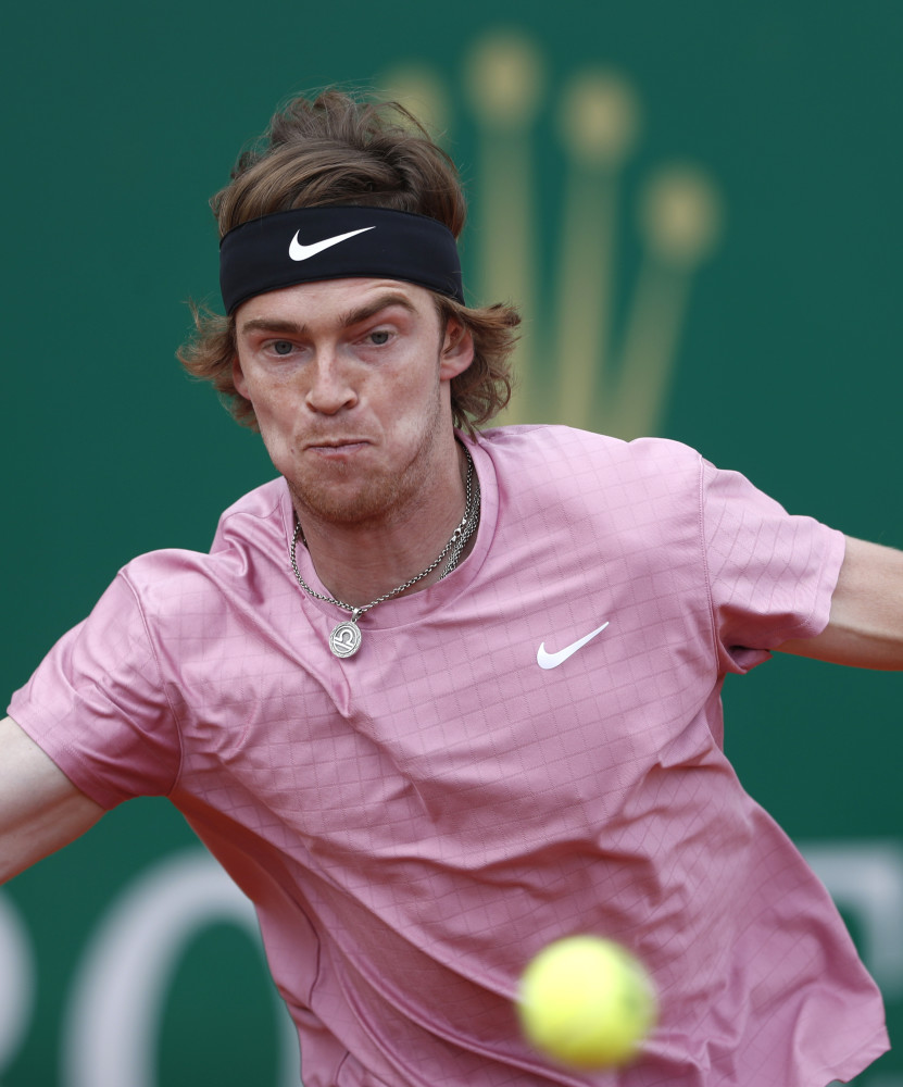 现在球馆里 现在球馆里